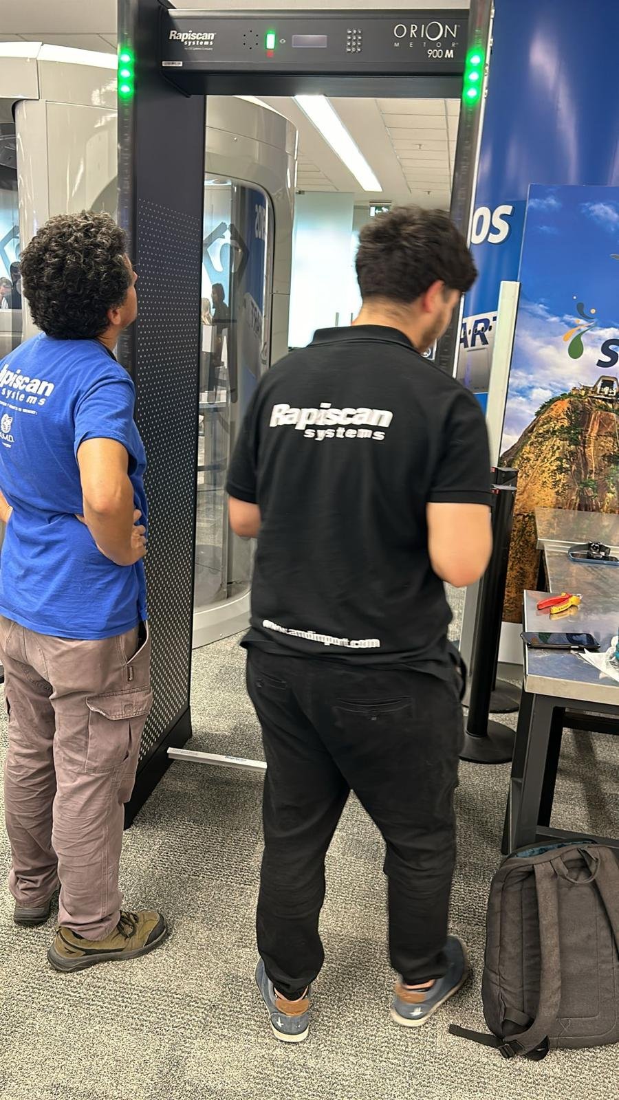 Soporte técnico local para equipos Rapiscan, imagen 4 de 6
